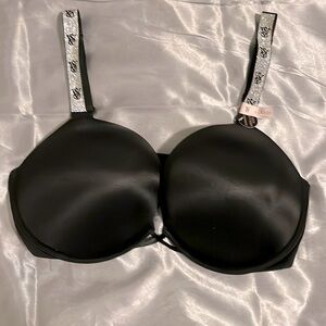Victoria’s Secret Rhinestone Strap Bra *BNWT*